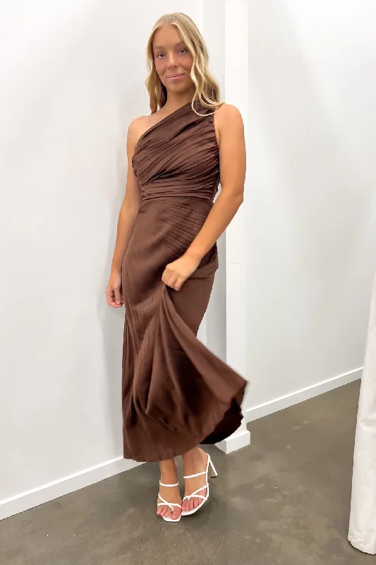 Sophisticated Style Caralee Midi Dress Chocolate