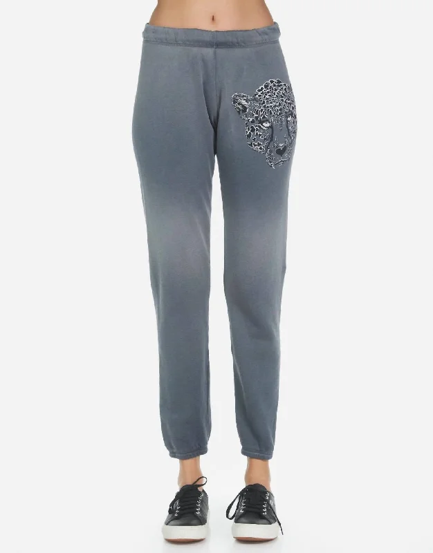 Chic Casual Style Brynn Heart Leopard Sweatpants In Grey