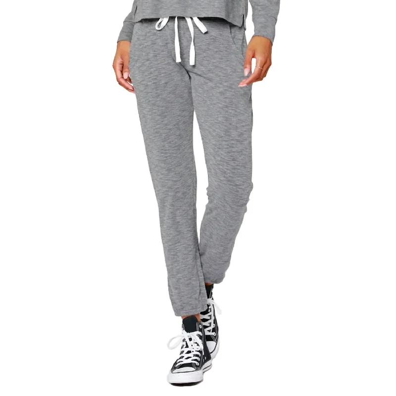 Fashion Forward Femme Jogger Sweatpants In Heather Grey