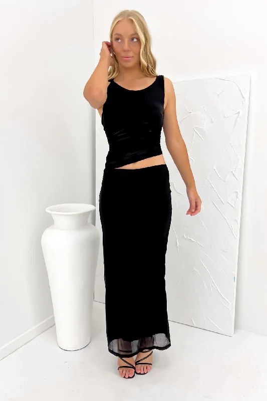 Style Breakthroughs Halle Maxi Dress Black