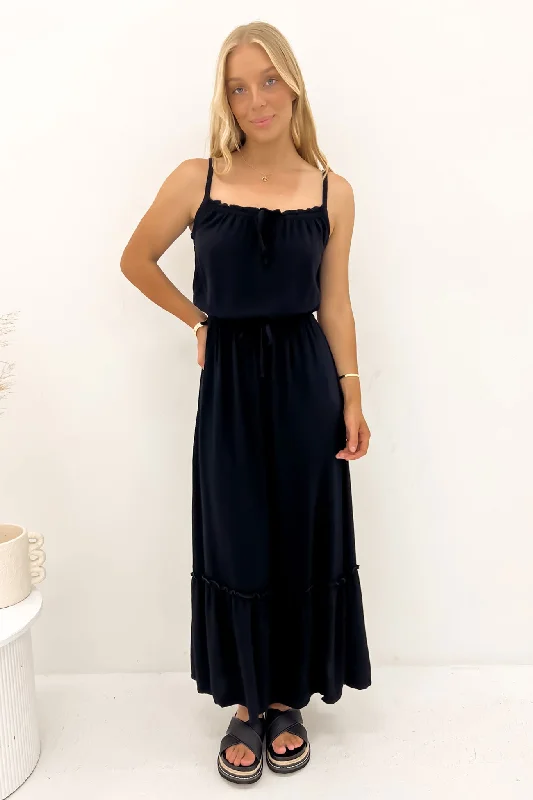 Trendy Street Style Attire Kayla Maxi Dress Black