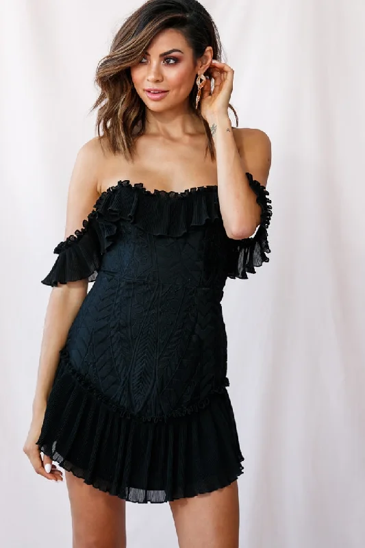 Latest Trends Dreamy Off-Shoulder Mini Dress Black