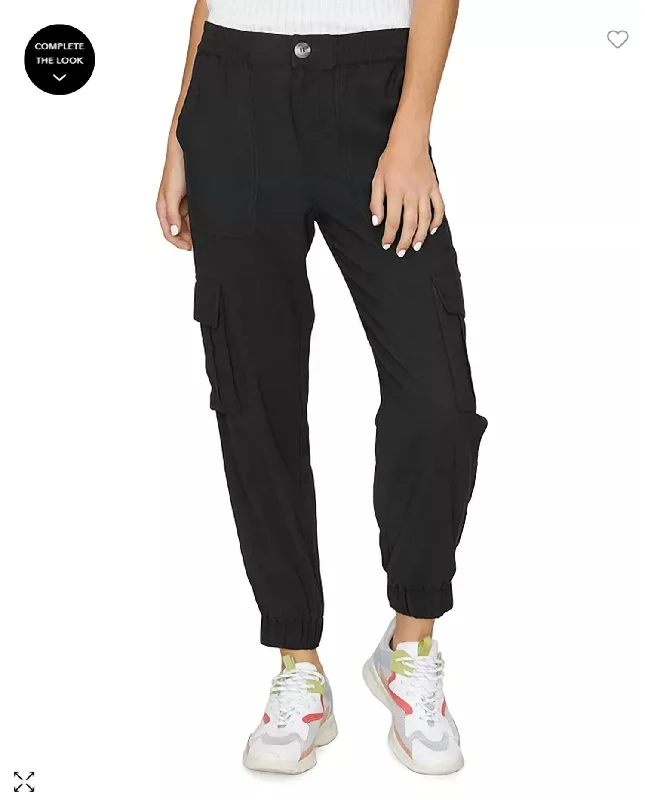 Chic And Edgy The Harmony Pant In Black