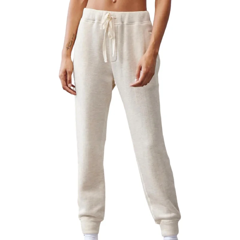 Style Redefined Women's Halsey Easy Sweatpant In Heather Oat