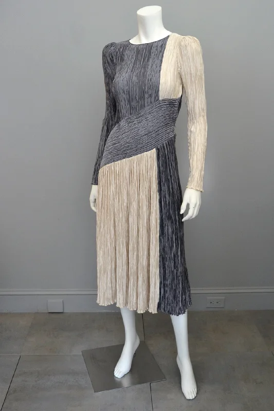 Save On Classic Elegant Styles Mary McFadden Silver Pearl Mod Fortuny Pleats Dress