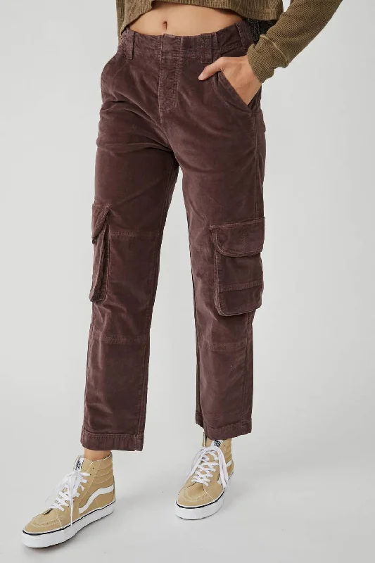 Trendy Pulse Hard Crushin' Plush Cargo Pants In Chocolate Merlot