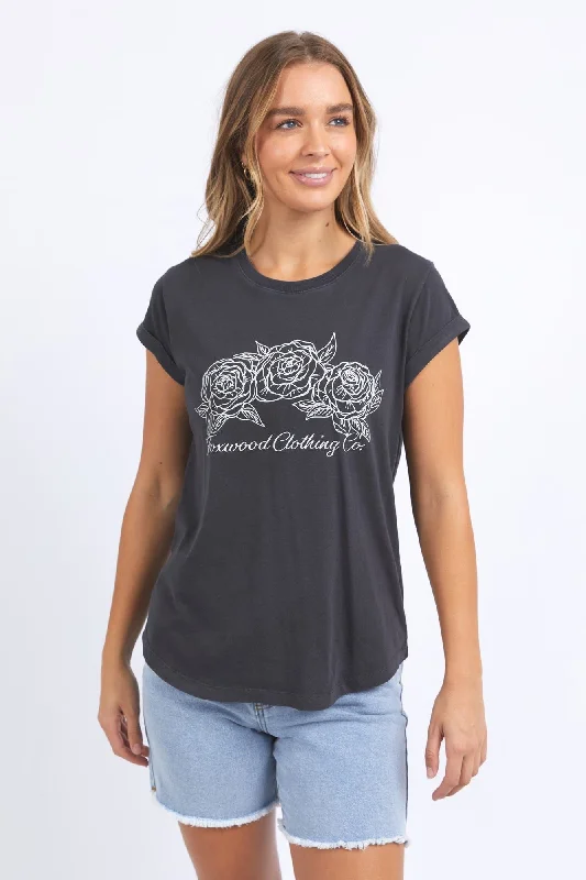 Evening Looks Foxwood Eva Rose Tee Washed Black