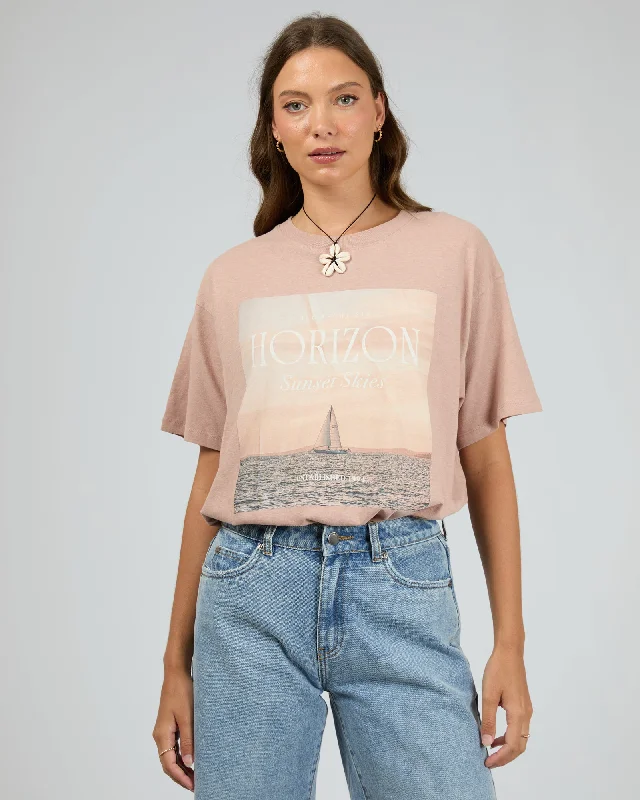 Style Breakthroughs All About Eve Horizon Oversized Tee Fawn