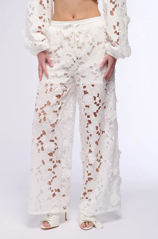 Exclusive Deals Online ONE LAST NIGHT FLORAL WIDE LEG PANT