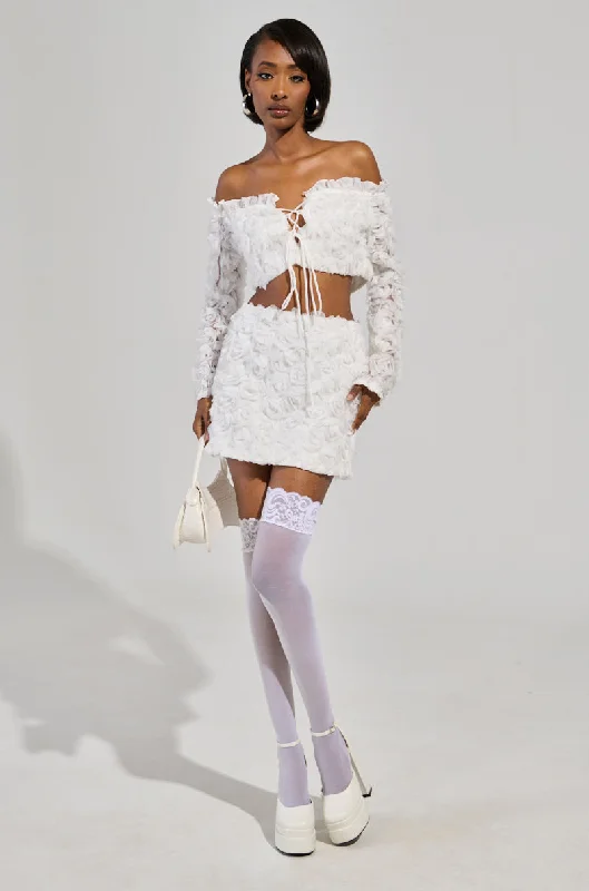 Trendy Street Style Attire SWEET ESCAPE MINI SKIRT IN WHITE