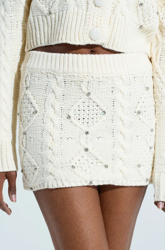 Style Revolution SNOW BUNNY MINI SKIRT