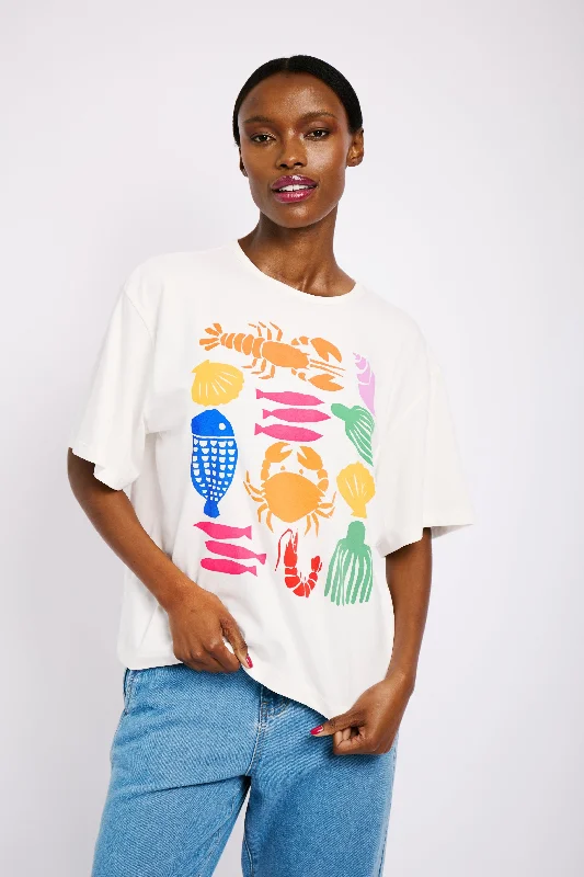 Chic Outfits The Statement Tee with Al Fresco Print