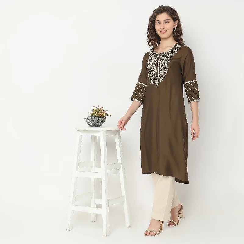 Chic Women’s Clothing for Work and Travel Flare Fit Embellished Kurta