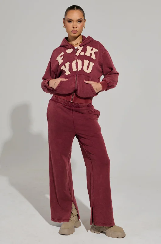 Online Boutiques Best GRAPHIC LANGUAGE MINERAL WASH SWEAT PANT IN BURGUNDY