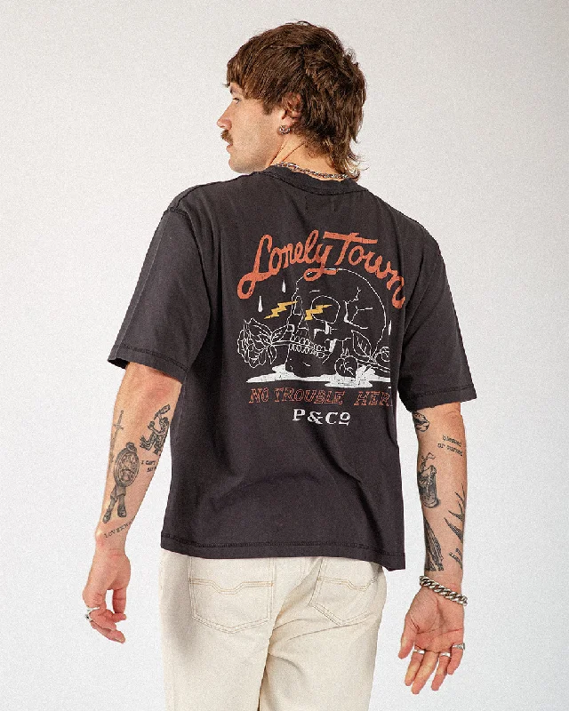 Bold Fashion Lonely Town Boxy T-Shirt - Heavy Washed Black