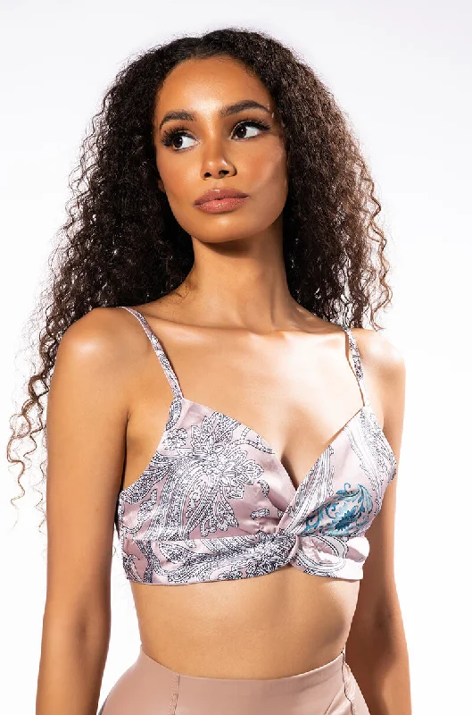 Fashion Essentials SURE THING TWISTED FRONT BRALETTE