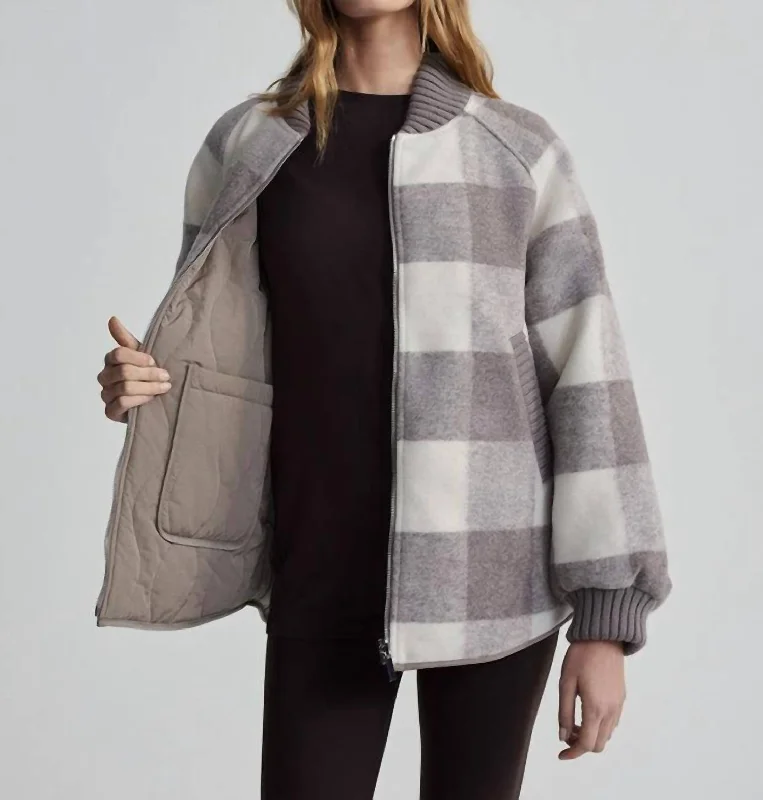 Trend Forward Women's Wear Reno Reversible Quilt Jacket In Fungi