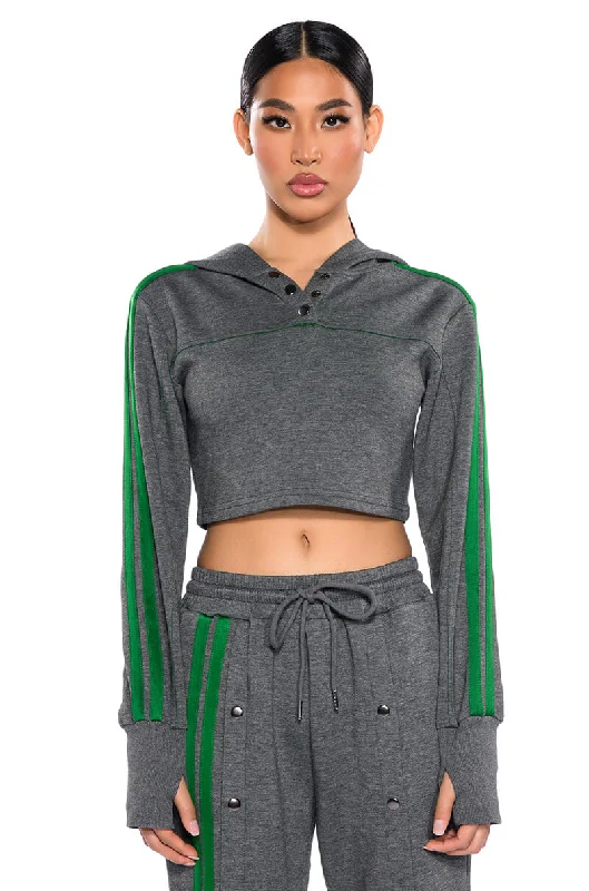 Chic Trend Collection ACQUAINTED CROPPED HOODIE